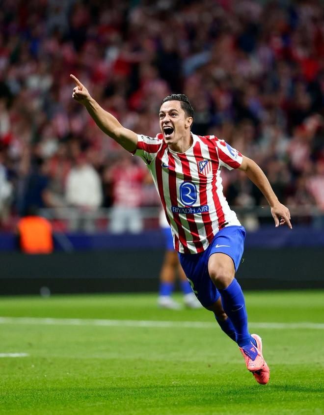 罗马诺：莱万不会在冬窗离开巴萨，也没考虑过退役（罗马诺：莱万今冬留守巴萨，未考虑退役）