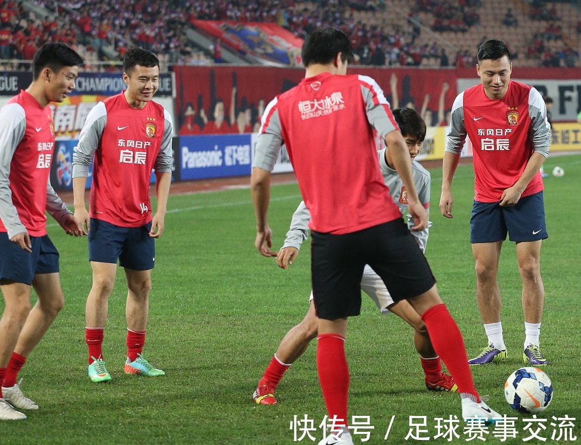 科斯塔库塔：点球毫无逻辑，这么吹一个半场能吹17、18个点球（科斯塔库塔批判点球判罚：缺乏逻辑，照此标准半场能判17、18个）