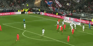 杨明洋妻子赴韩国观战亚冠：成都亚冠首个客场积分，值得骄傲