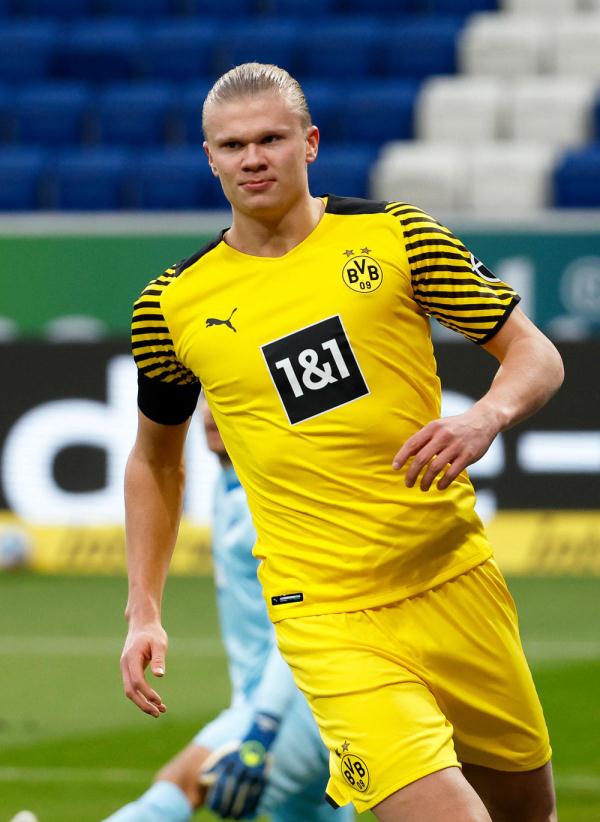 扑救成功率仅58%！多纳鲁马此项数据排在英超倒数第三（多纳鲁马扑救成功率仅58%，位列英超倒数第三）