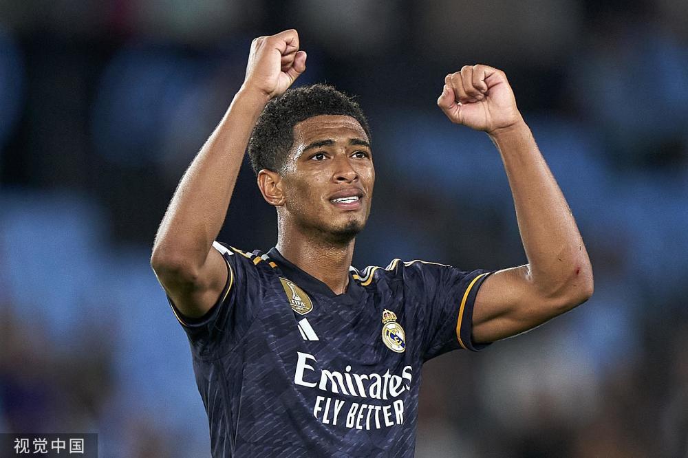 意甲三分制时代以来，米兰前14轮拿超过30分最终都排名前三（三分制以来，米兰首14轮拿到30+分的赛季最终均跻身前三）