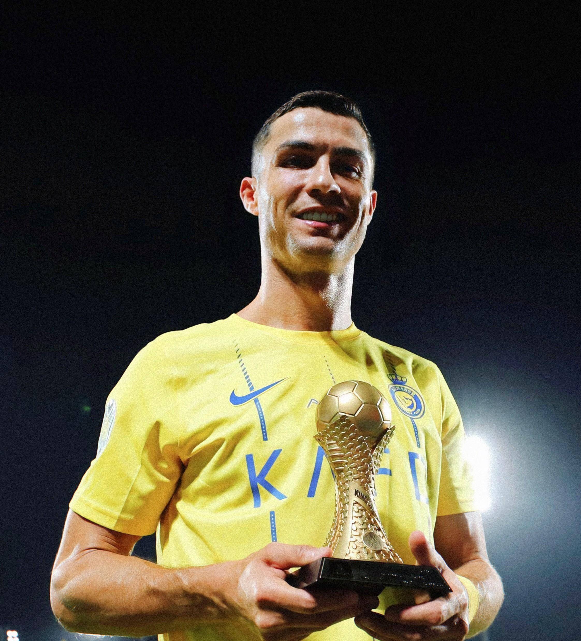 中超11月最佳阵容：法比奥、瓦科领衔，吴曦、王燊超入选（中超11月最佳阵容出炉：法比奥、瓦科领衔，吴曦、王燊超入围）