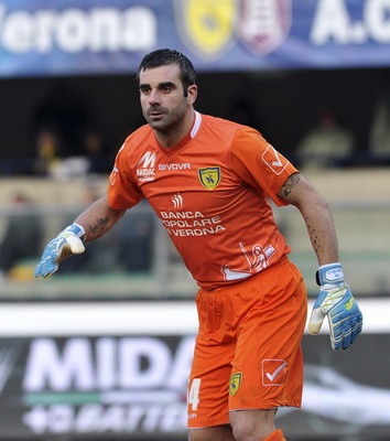 篮球火箭遭遇四连败，主帅承认防守有问题（火箭四连败，主帅承认防守不力）