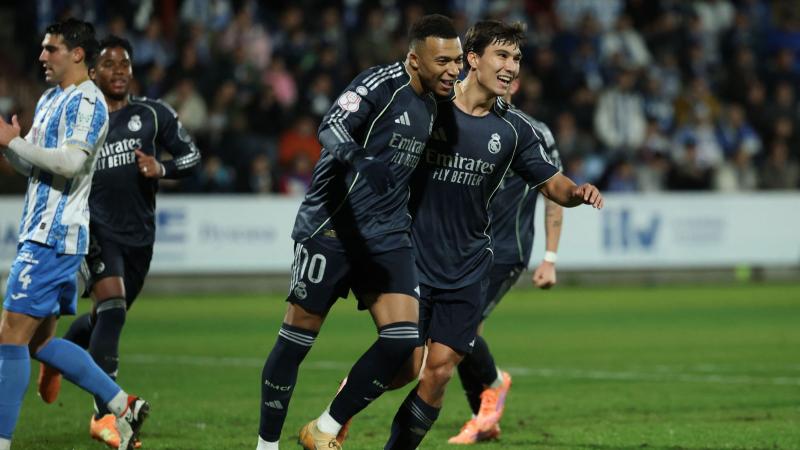 U22国足末战平乌兹别克斯坦无缘冠军，韩国夺2025熊猫杯冠军（U22国足最后一战憾平乌兹别克斯坦无缘冠军，韩国捧起2025熊猫杯）