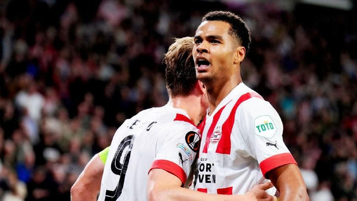 手在面对日 手在面对日